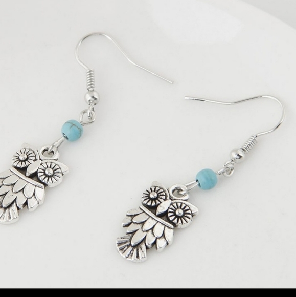 Owl Earrings - Picture 3 of 6